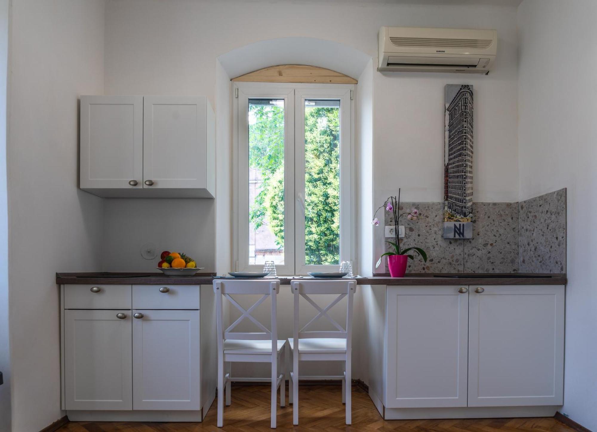 Sunny Terrace Apartment สปลิท ภายนอก รูปภาพ